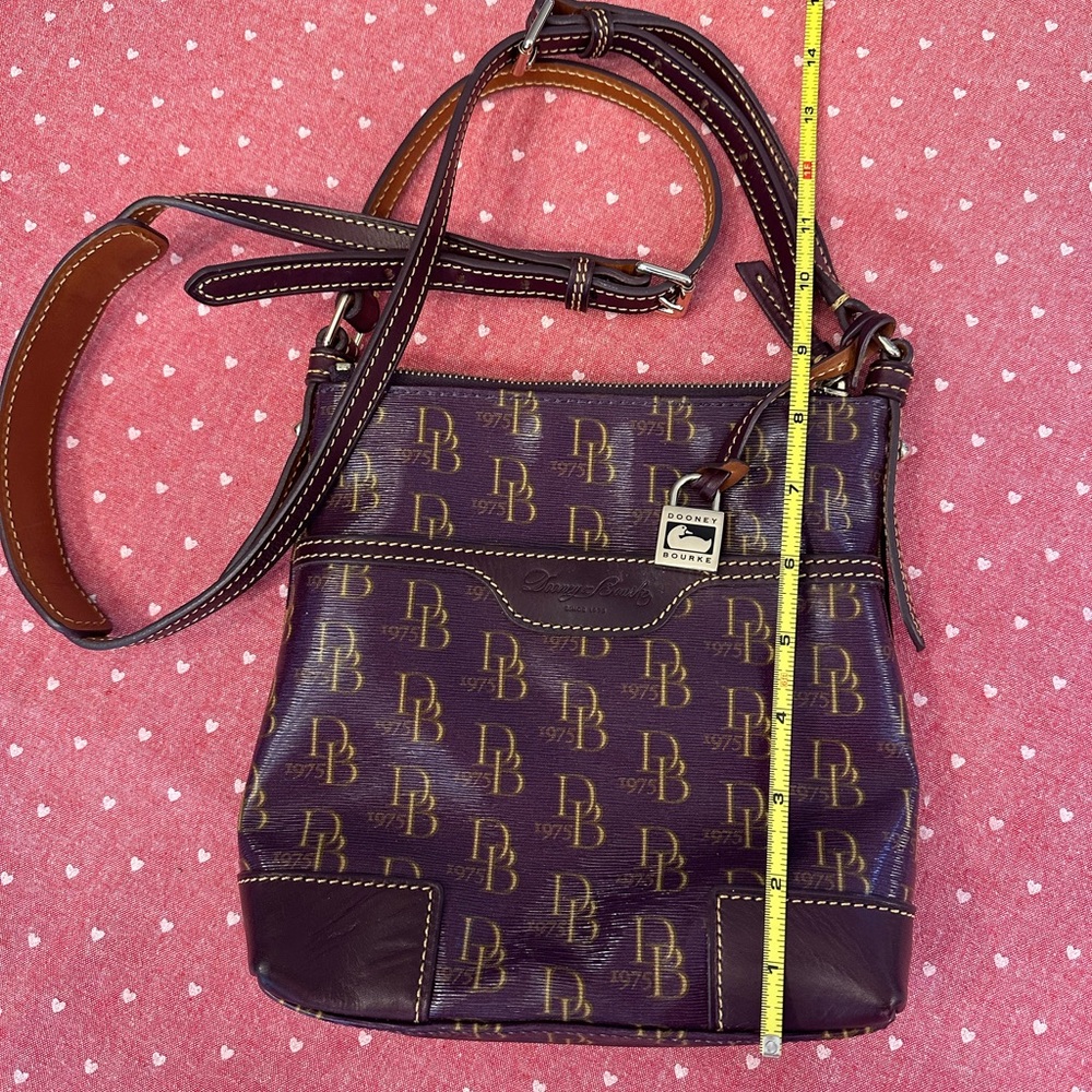 Dooney & Bourke DB Purple Signature 1975 Crossbody Bag Purse Small Logo Monogram - Picture 3 of 11